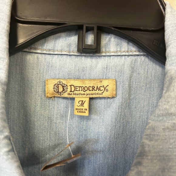 DEMOCRACY DENIM SHIRT - Picture 2 of 3